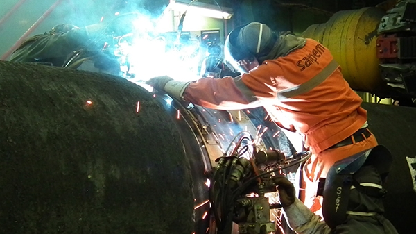 Welding pipes together